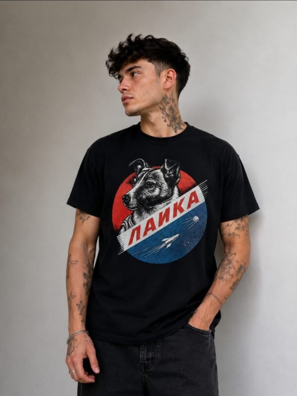 Camiseta Laika Negro